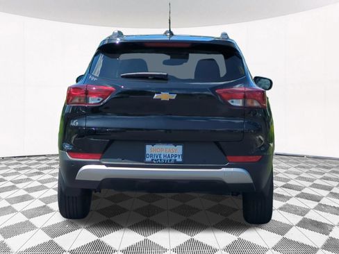 Used 2026 Chevrolet TrailBlazer LT w/ LT Cold Weather Package FWD image 4