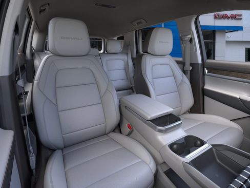 New 2026 GMC Terrain Denali w/ LPO, Floor Liner Package image 16