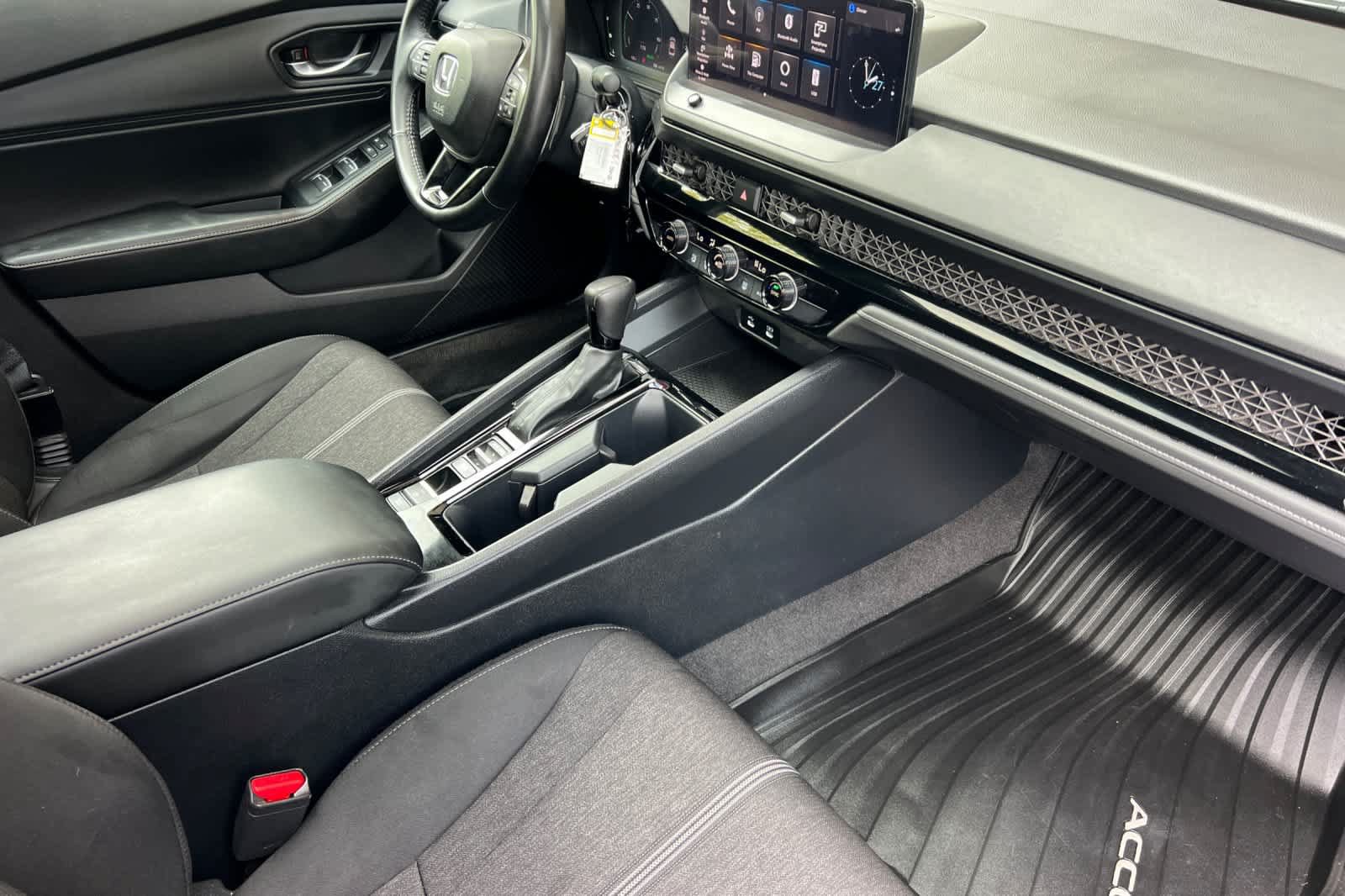 Used 2024 Honda Accord Sport image 15