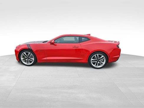 Used 2022 Chevrolet Camaro LT w/ RS Package image 9