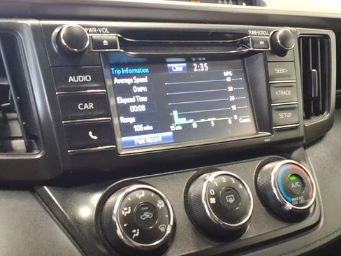 Used 2017 Toyota RAV4 LE w/ Carpet Mat Package AWD/4WD image 14