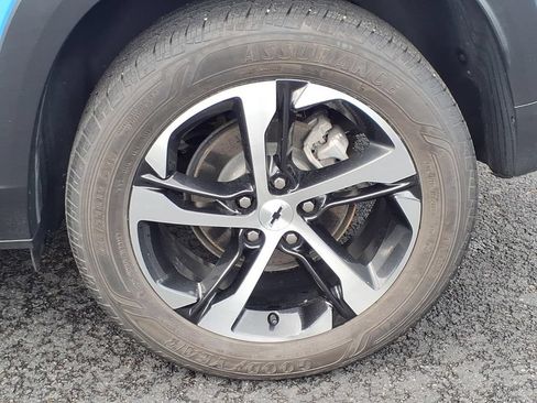 Used 2024 Chevrolet Trax RS FWD image 10
