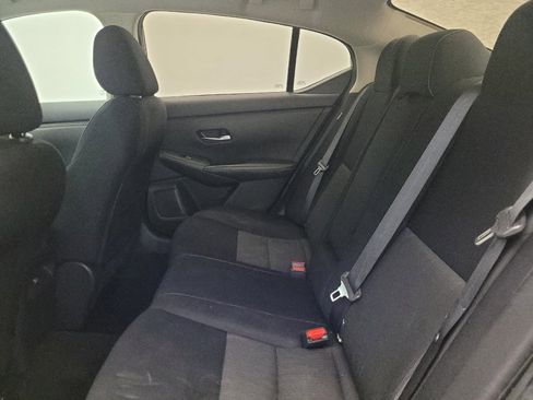 Used 2020 Nissan Sentra SV FWD image 18