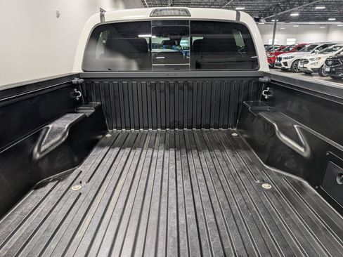 Used 2023 Toyota Tacoma TRD Off-Road AWD/4WD image 11