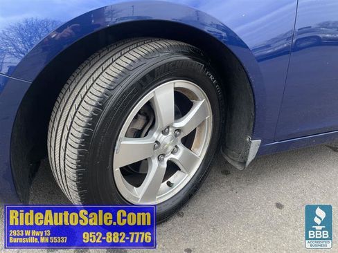 Used 2013 Chevrolet Cruze LT image 24
