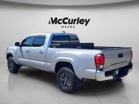 Used 2021 Toyota Tacoma SR5 AWD/4WD image 5
