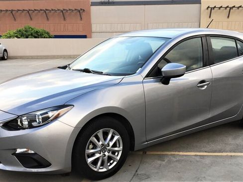 Used 2016 MAZDA MAZDA3 i Sport w/ Preferred Equipment Package FWD image 1
