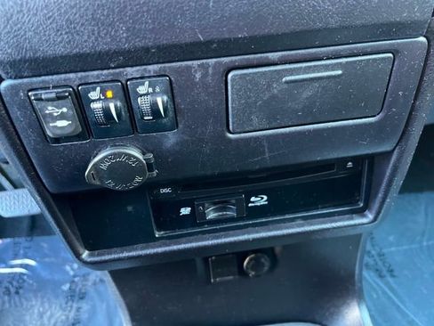 Used 2017 Toyota Sienna Limited Premium image 13