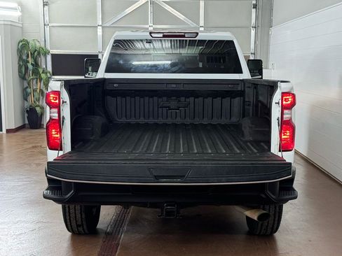 Used 2022 Chevrolet Silverado 3500 W/T w/ WT Convenience Package image 5