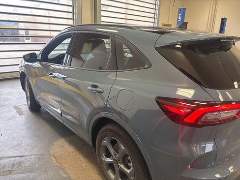 Used 2024 Ford Escape ST-Line w/ Tech Pack #1 image 7