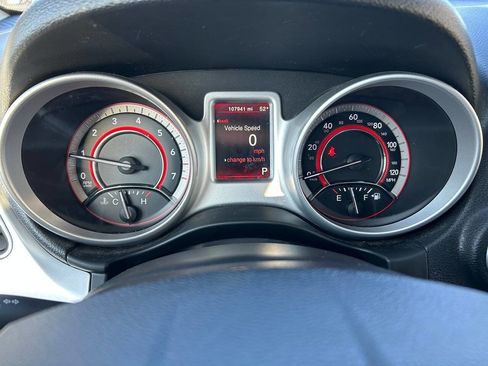 Used 2018 Dodge Journey SE image 12