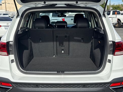 Used 2023 Volkswagen Taos SEL image 10