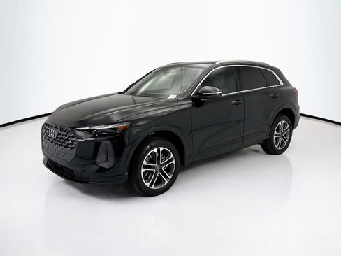 Used 2025 Audi Q5 Premium AWD/4WD image 1