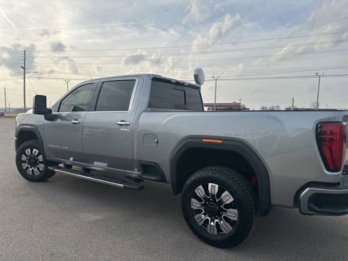 Used 2026 GMC Sierra 2500 Denali image 25