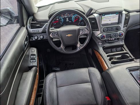 Used 2019 Chevrolet Tahoe Premier AWD/4WD image 10