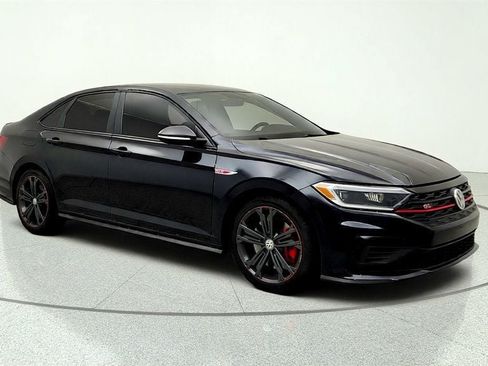 Used 2019 Volkswagen Jetta GLI FWD image 3
