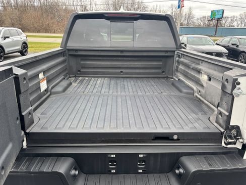 Used 2023 Honda Ridgeline Black Edition image 14