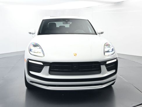Used 2025 Porsche Macan S image 18