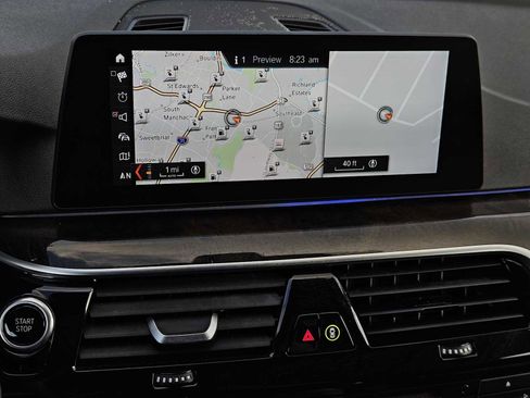 Used 2018 BMW 530e RWD image 16