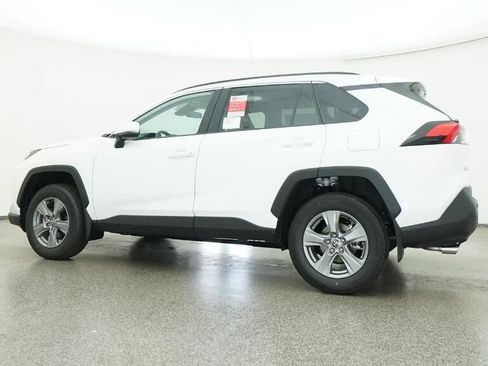 New 2025 Toyota RAV4 XLE image 28
