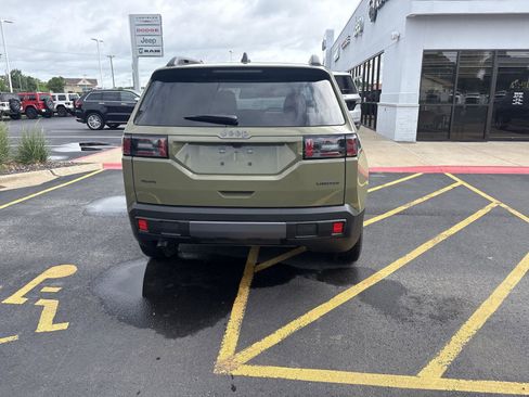 New 2026 Jeep Cherokee Limited AWD/4WD image 7