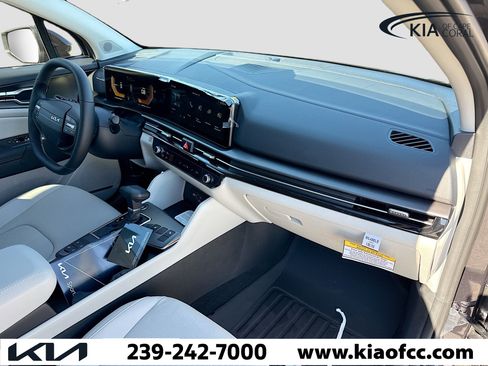 New 2026 Kia Sportage EX image 14