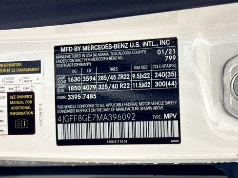 Used 2021 Mercedes-Benz GLS 580 4MATIC image 46