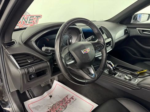 Used 2022 Cadillac CT5 Luxury w/ Cold Weather Package AWD/4WD image 10