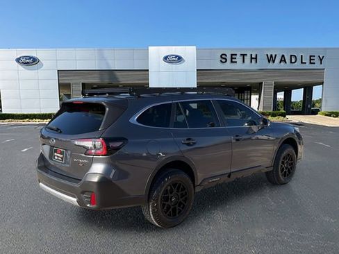 Used 2020 Subaru Outback Limited image 7