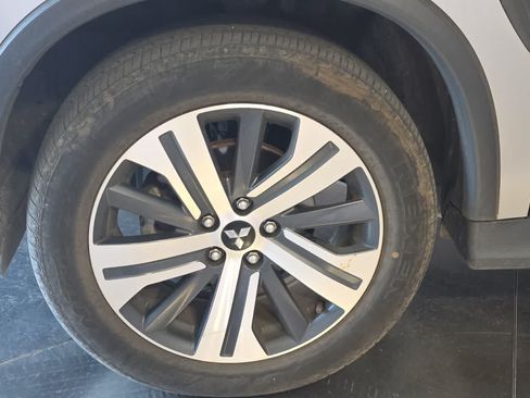 Used 2024 Mitsubishi Outlander Sport ES AWD/4WD image 12
