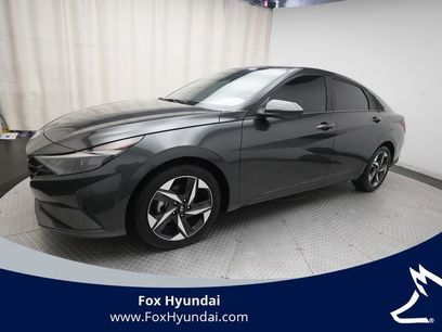 Used 2023 Hyundai Elantra SEL w/ Convenience Package