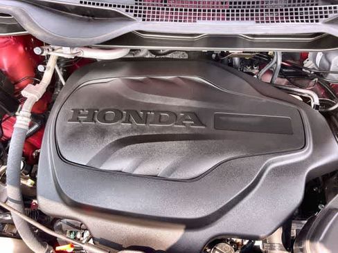Used 2025 Honda Odyssey Touring image 10
