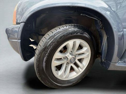 Used 2004 Suzuki XL7 LX image 44