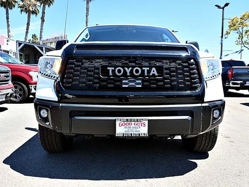 Used 2016 Toyota Tundra SR5 RWD image 2