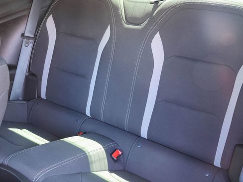Used 2019 Chevrolet Camaro LT RWD image 6