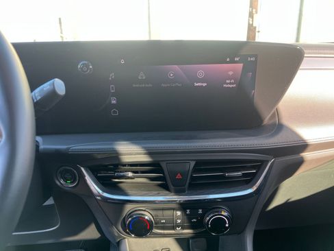 Used 2025 Buick Encore GX Preferred image 18