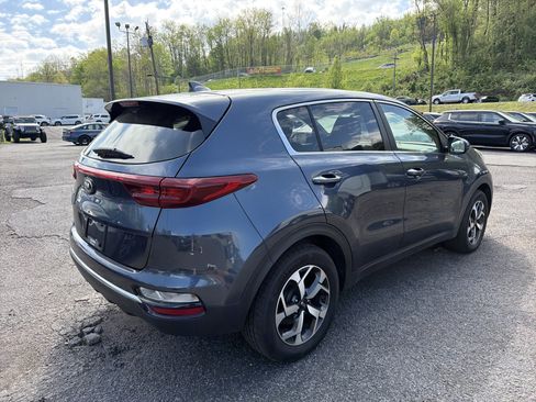 Used 2021 Kia Sportage LX FWD image 4