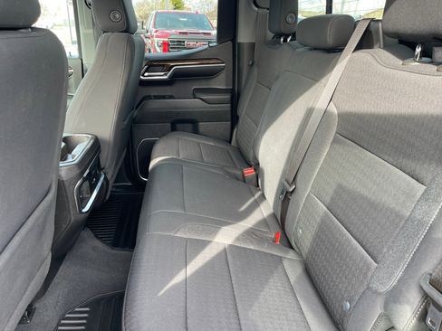 Used 2023 GMC Sierra 1500 Elevation w/ Preferred Package image 17