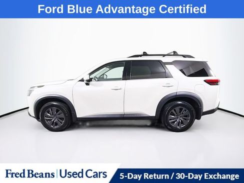 Used 2023 Nissan Pathfinder SV w/ SV Premium Package AWD/4WD image 5