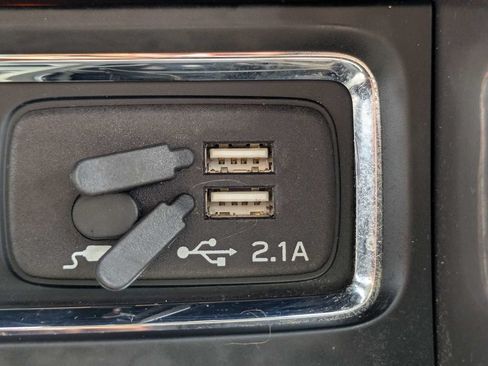 Used 2021 Subaru Ascent Limited w/ Popular Package #2A AWD/4WD image 25