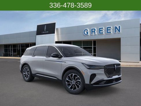 New 2026 Lincoln Nautilus Premier AWD/4WD image 7