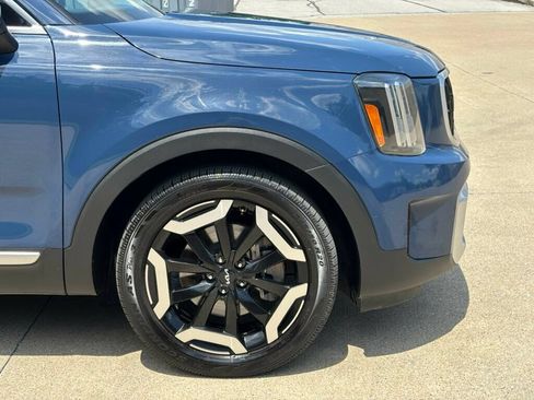 Used 2023 Kia Telluride EX FWD image 40