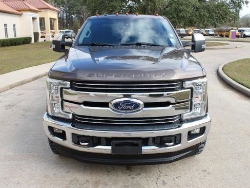 Used 2017 Ford F250 Lariat w/ Lariat Ultimate Package image 6