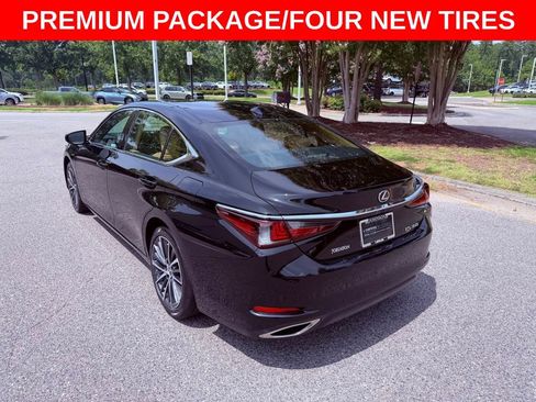 Certified 2024 Lexus ES 350 w/ Premium Package FWD image 5