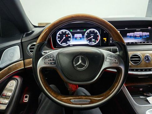 Used 2015 Mercedes-Benz S 550 Sedan w/ Premium 1 Package image 17