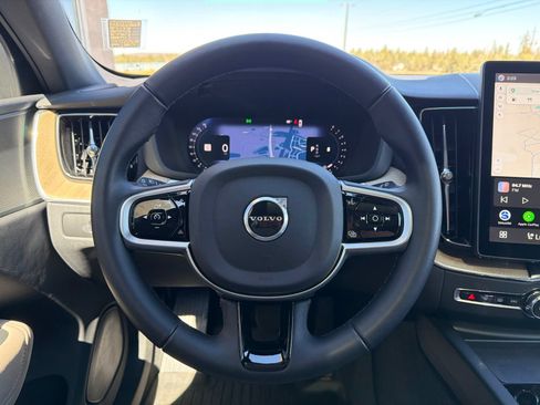 Used 2026 Volvo XC60 B5 Plus AWD/4WD image 11