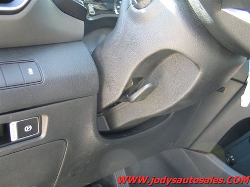 Used 2021 Hyundai Santa Fe SE AWD/4WD image 9