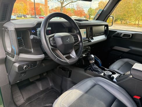 Used 2023 Ford Bronco Black Diamond image 13