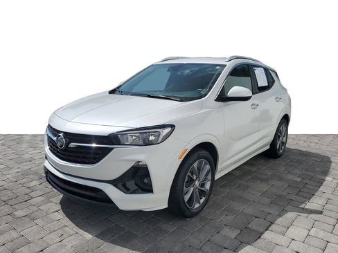 Used 2023 Buick Encore GX Select w/ Sport Touring Package FWD image 3