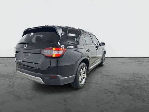 Used 2024 Honda Pilot EX-L image 3
